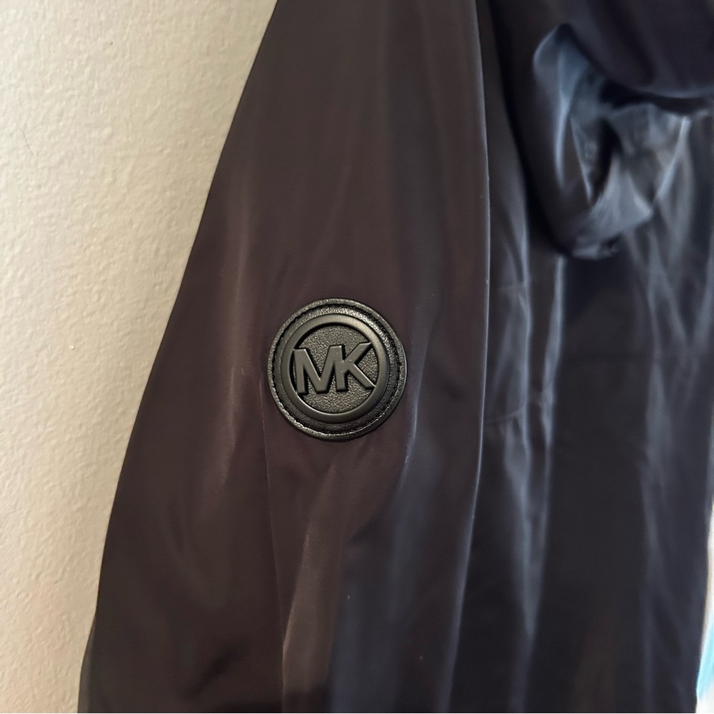Michael Kors CH3205H67F Branded Black Hooded Jacket | Size M | new with tags - Picture 5 of 6